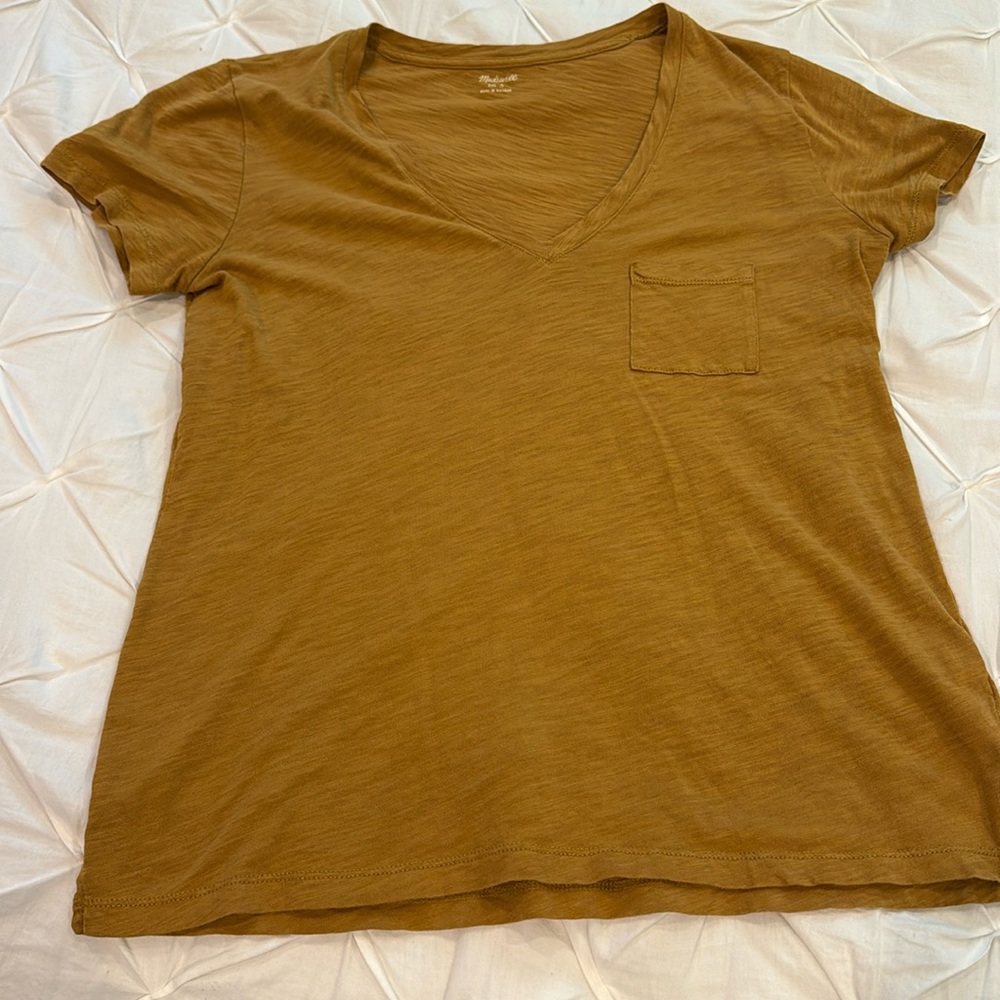 Madewell women’s pocket tee